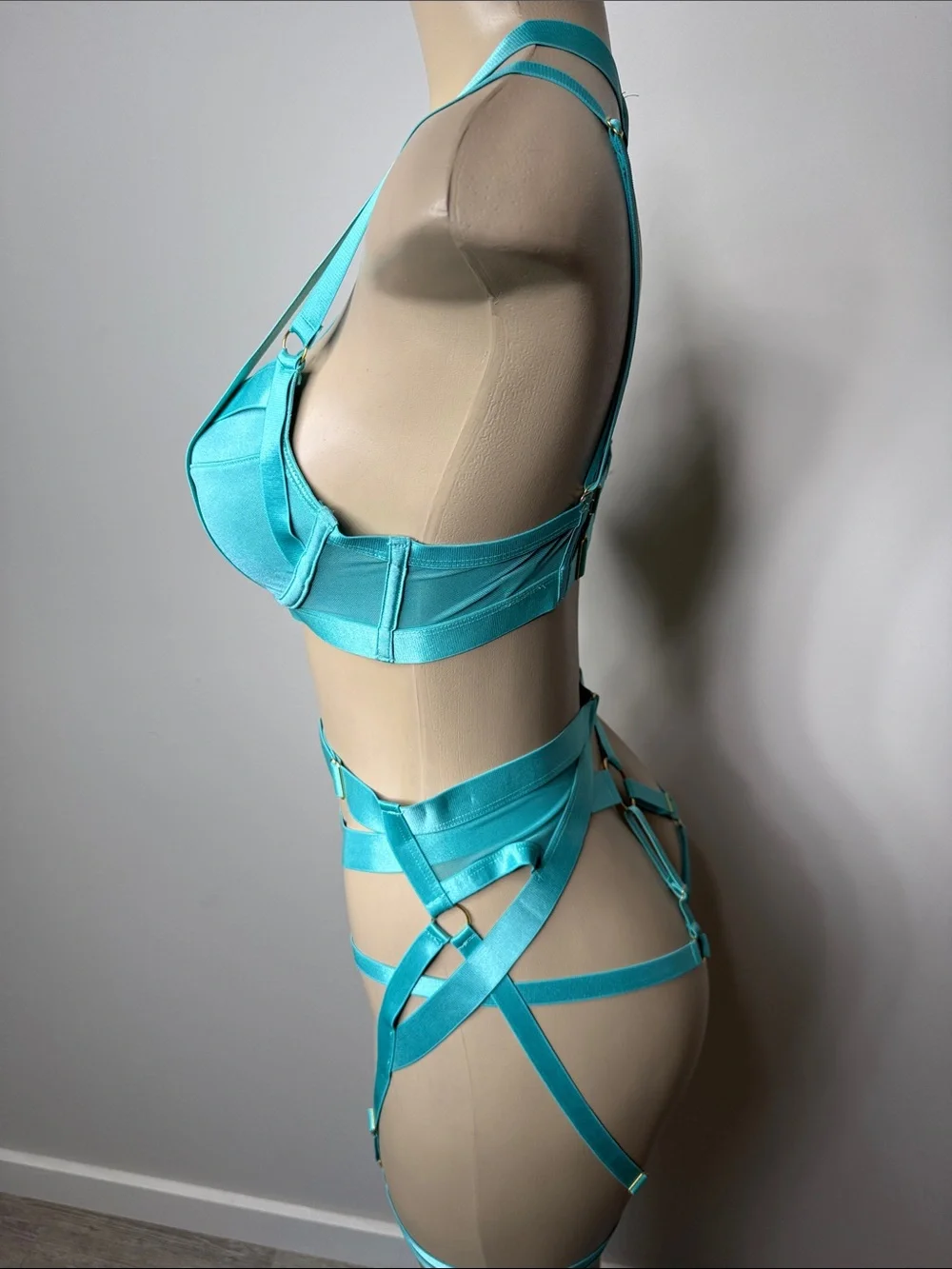Strappy Turquoise Lingerie Set with Garter Accents